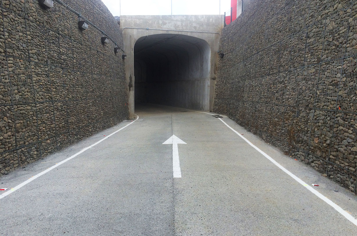 Inspección de obras de construcción de acceso Ferretería EPA, Desamparados.  Cliente: Calle Nicata, S.A.